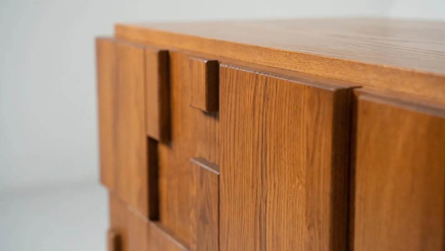 Großes brutalistisches italienisches Sideboard