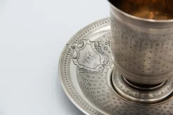 Guilloche Tasse und Teller aus Silber, 2er Set