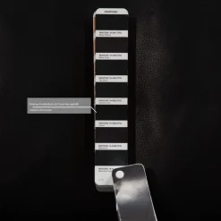 Hamilton Ecksofa aus schwarzem Leder von Minotti