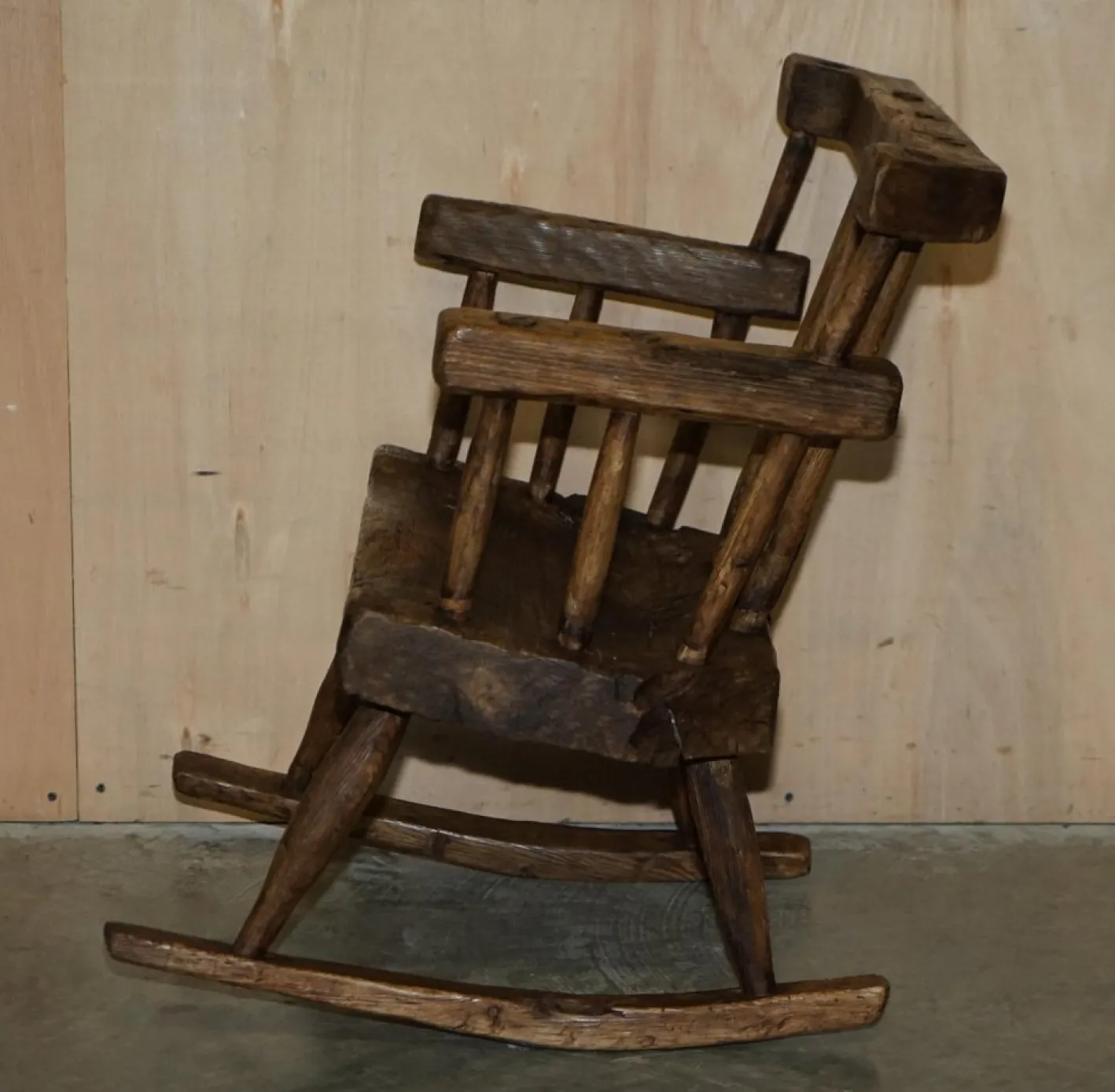 Irischer Schaukelsessel aus Holz, 1820er