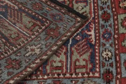 Kazak Inspired Square Teppich mit rotem und blauem Tribal-Muster von Rug&Kilim