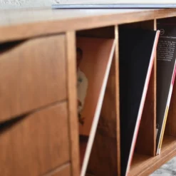 Klassisches Vinyl Sideboard von Pastform