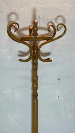 Liberty Kleiderständer von Thonet