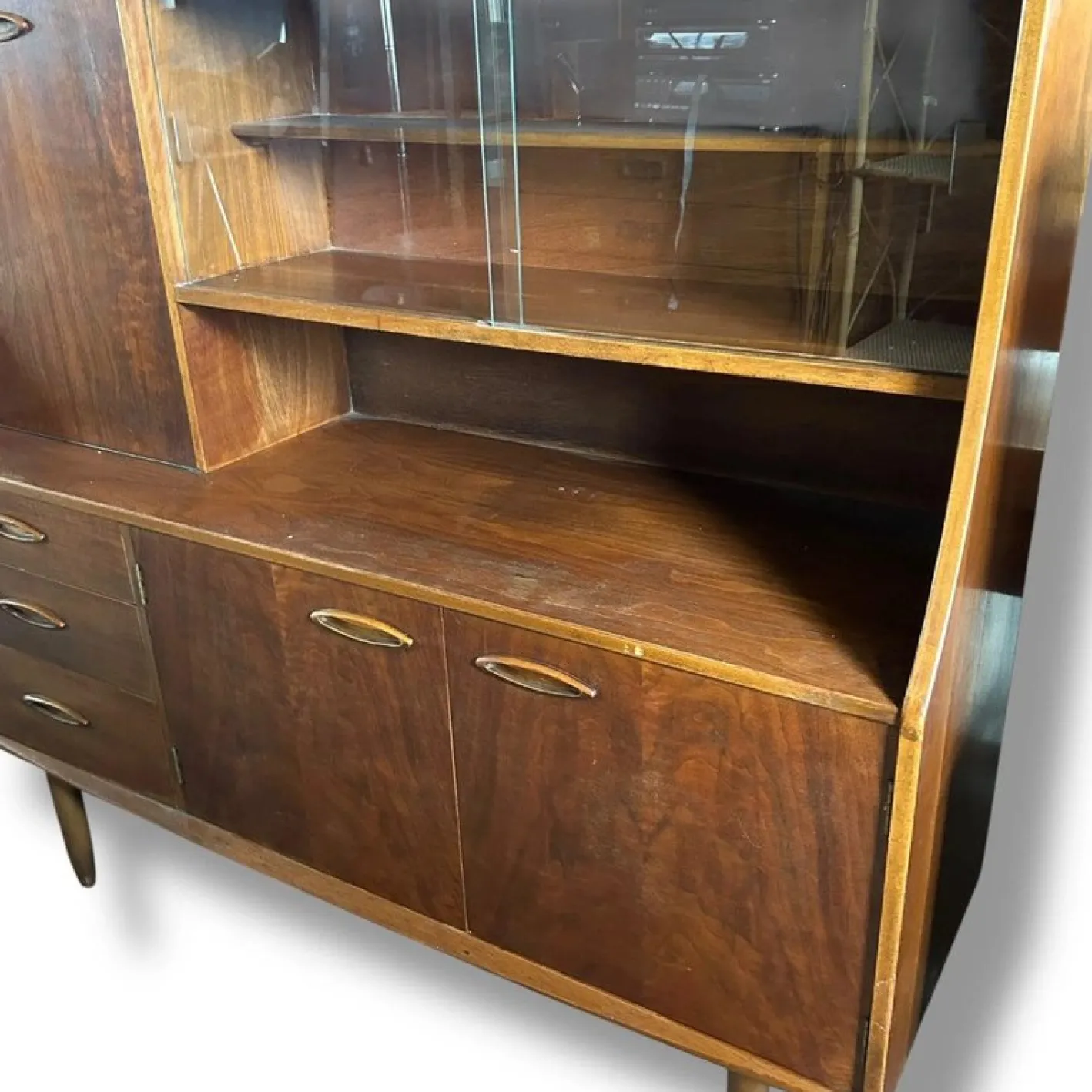 Mid-Century Modern Sideboard aus Teak