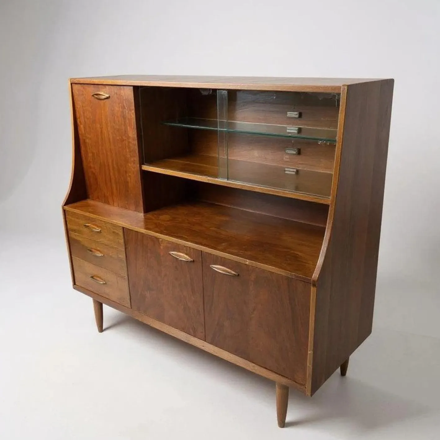Mid-Century Modern Sideboard aus Teak