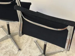 Modell EA 105 Aluminium Stühle von Eames für Herman Miller, 1970er, 2er Set