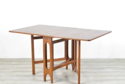 Moderner Mid-Century Esstisch aus Teak, 1960er