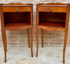 20. Nachtkästchen aus Nussholz mit Intarsien, 1940er, 2er Set