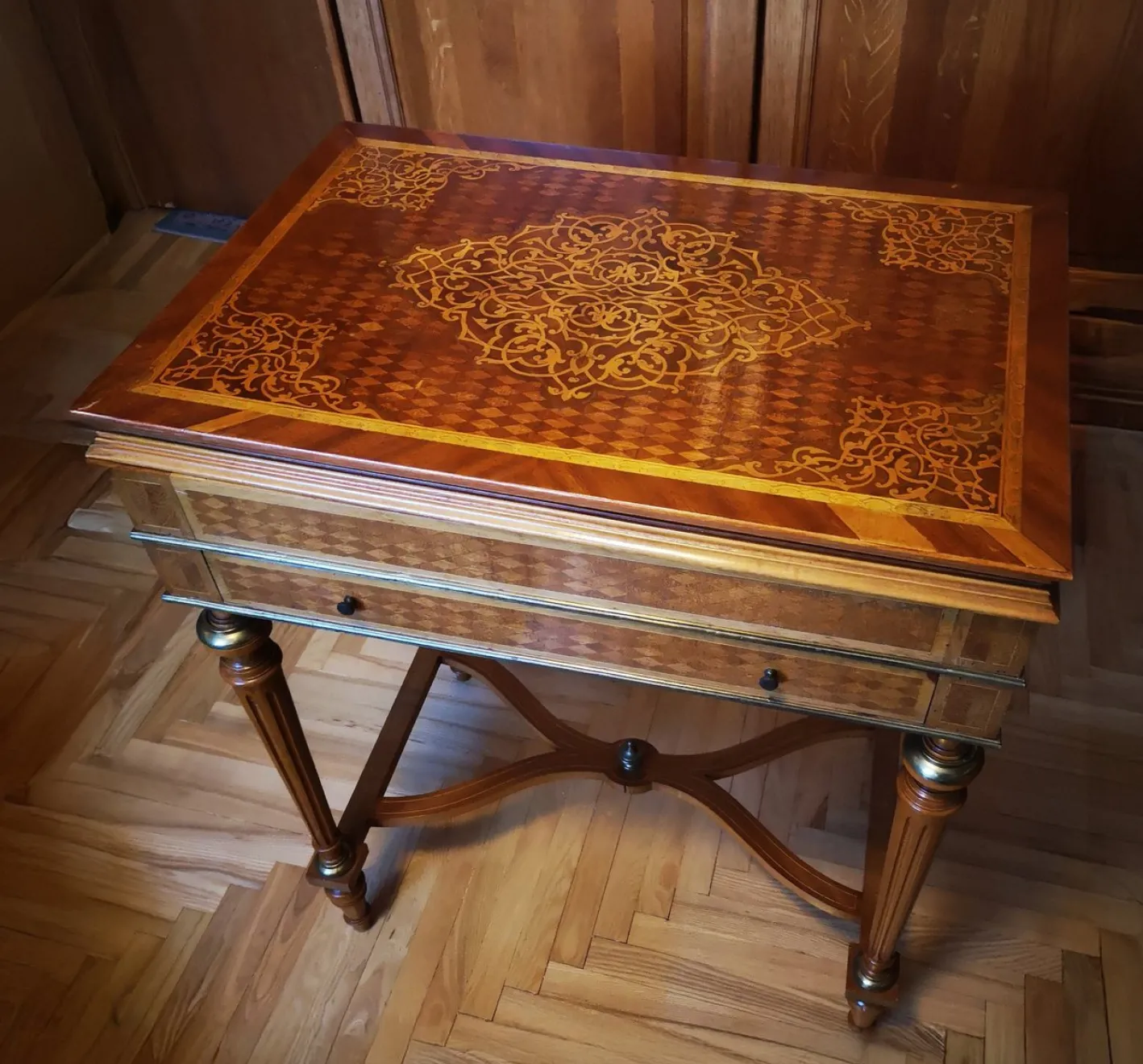 Napoleon III Portfolio Spieltisch