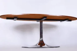 Ovaler Funktionalistischer Tisch aus Chrom & Nussholz von Kovona, Tschechien, 1960er
