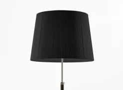 Pie de Salón G1 Stehlampe in Schwarz und Chrom von Jaume Sans