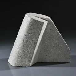 Robert Neuhauser, Geometrische Skulptur, 1980er, Porenbeton