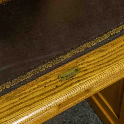 Schreibtisch aus Eiche, frühes 20. Jh.