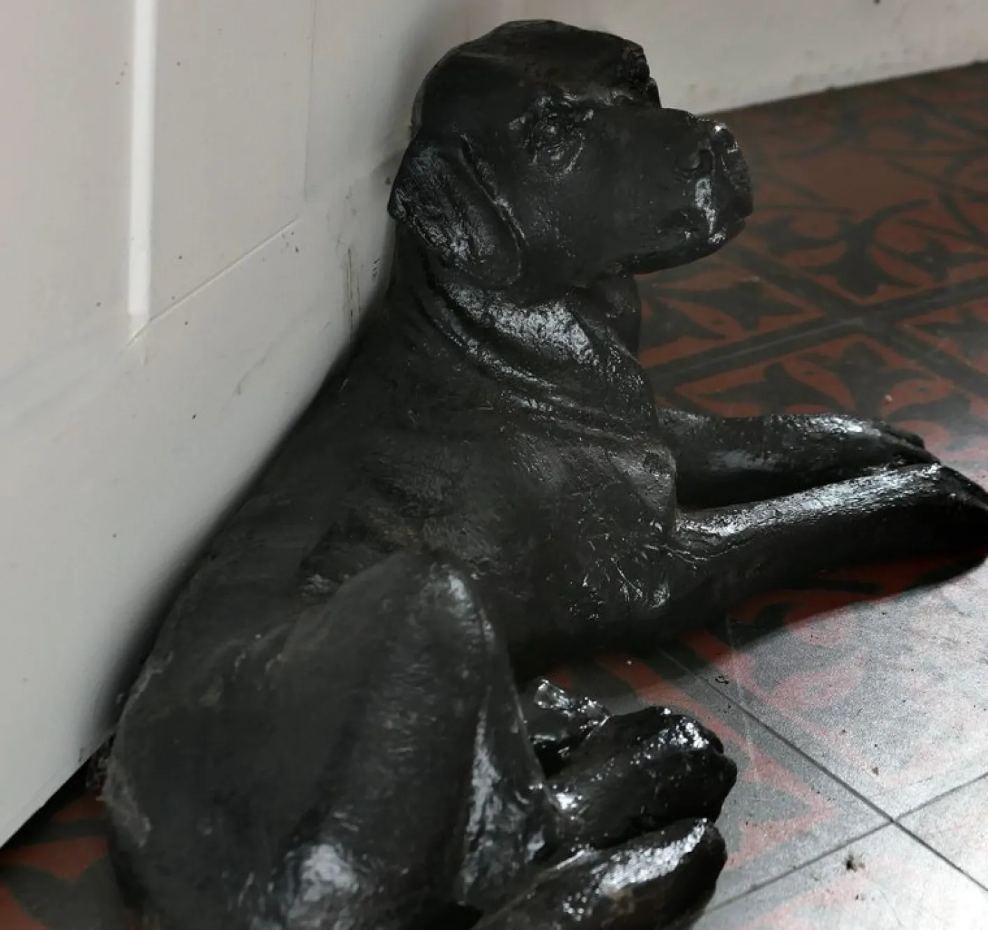 Schwarzer Vintage Labrador Türstopper, 1960