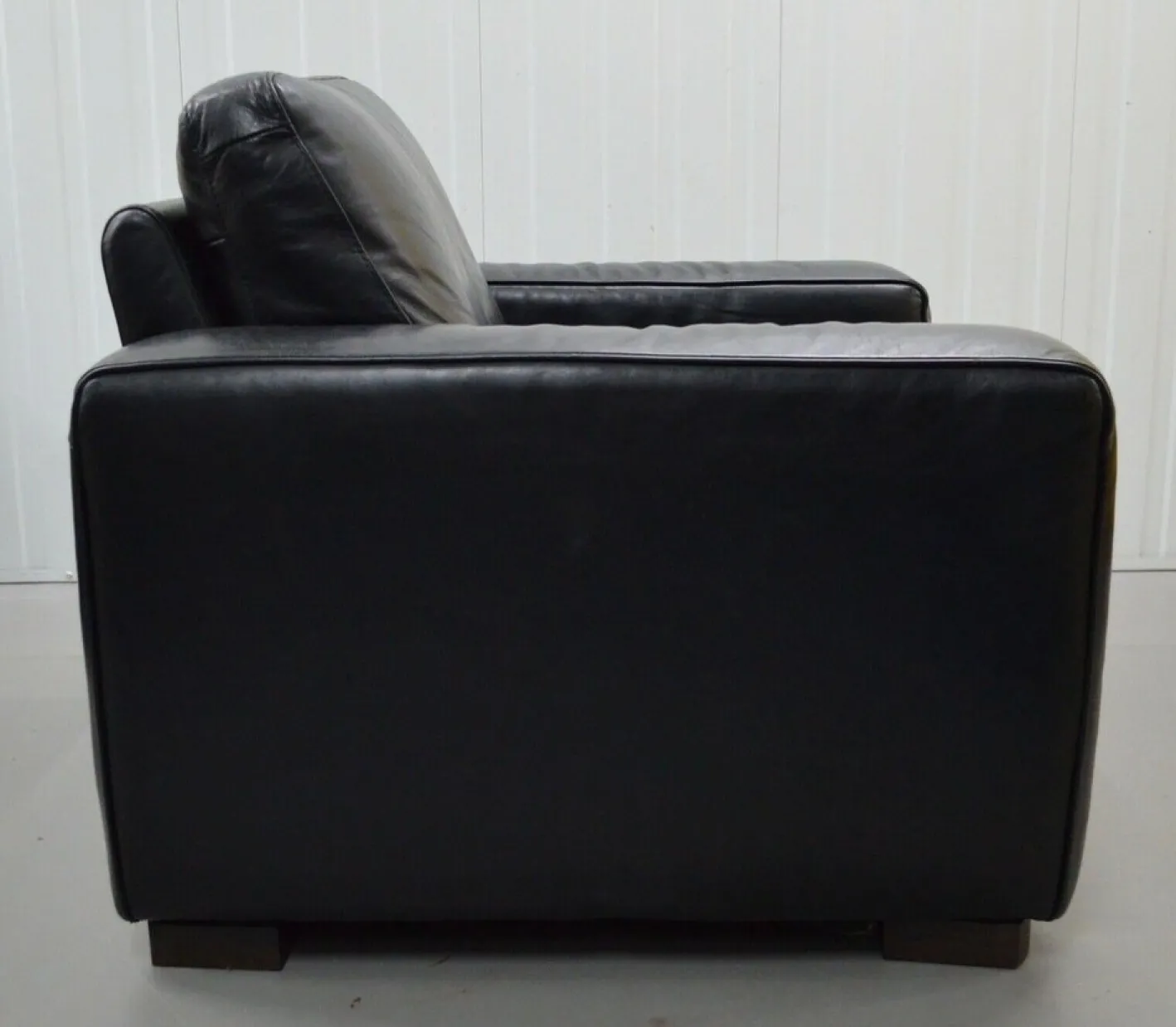 Schwarzes 2-Sitzer Ledersofa, 20. Jh. von Natuzzi