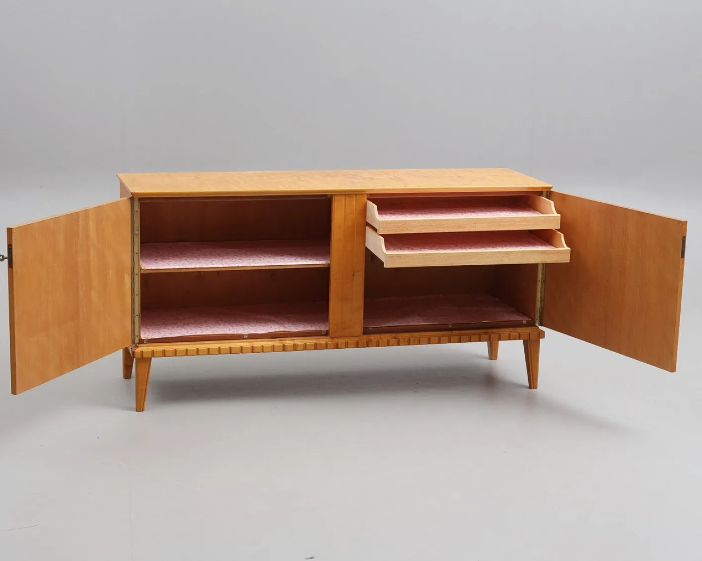 Schwedisches Grace Sideboard, 1940er