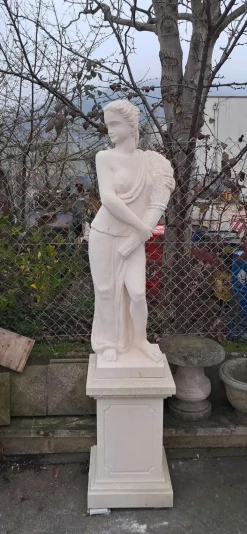 4 Seasons Statuen aus Vicenza Stein von Achille Grassi, 4 . Set