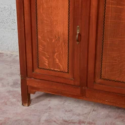Sideboard mit 4 Türen, 2 Schubladen und Marmorplatte