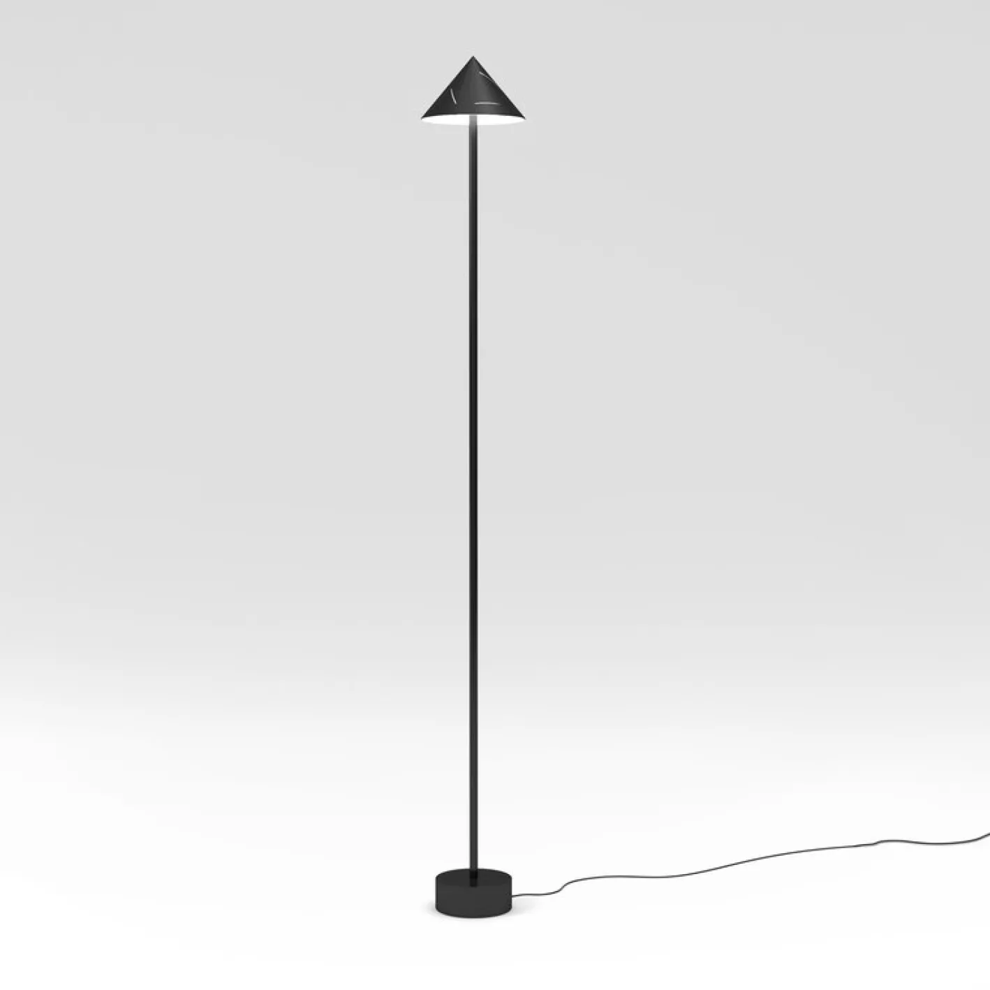 Silberne Stehlampe von Atelier Areti