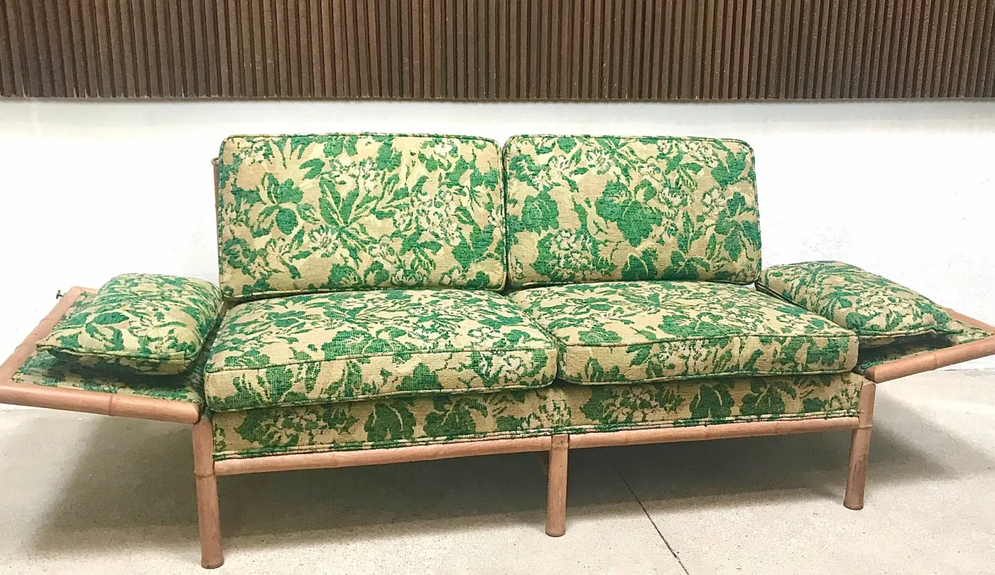 2-Sitzer Schlafsofa aus Bambus, 1960er