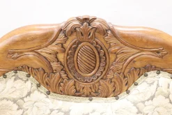 Sofa aus geschnitztem Nussholz, 19. Jh.