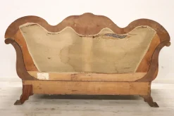 Sofa aus geschnitztem Nussholz, 19. Jh.