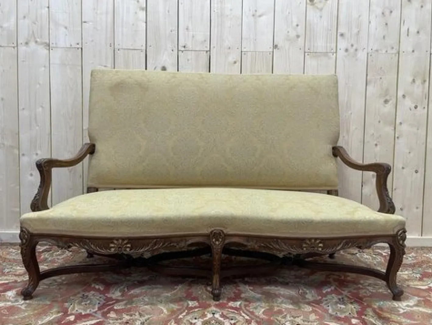 Sofabank im Louis XV Regency Stil