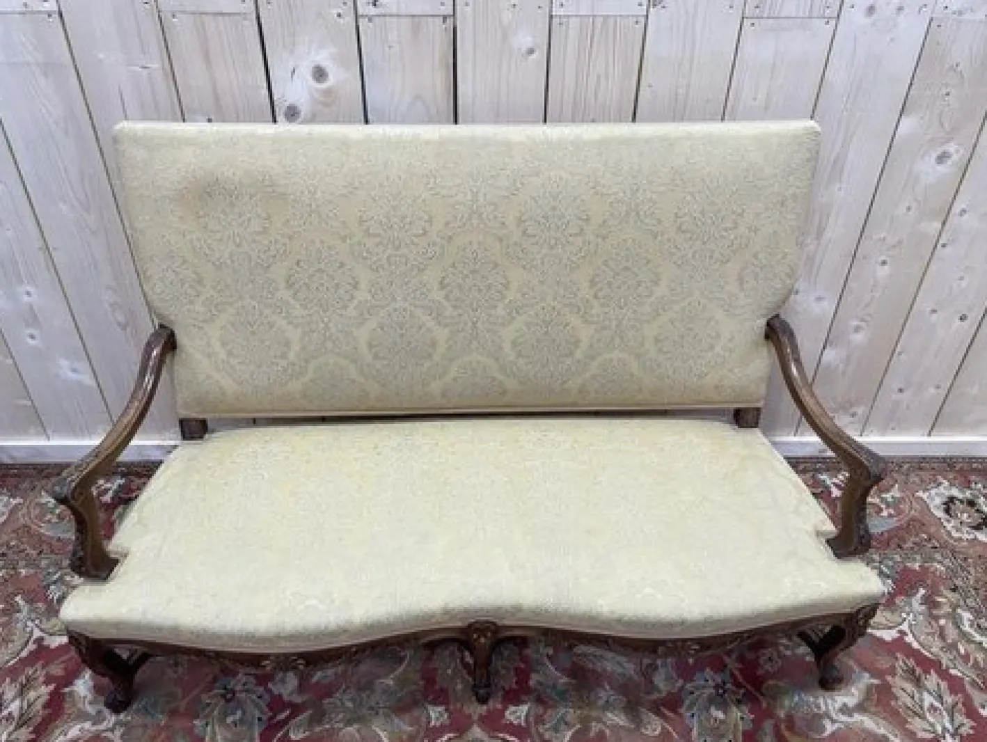 Sofabank im Louis XV Regency Stil