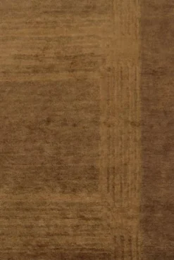 Teppich mit abgestuften Ecken von Rug&Kelim
