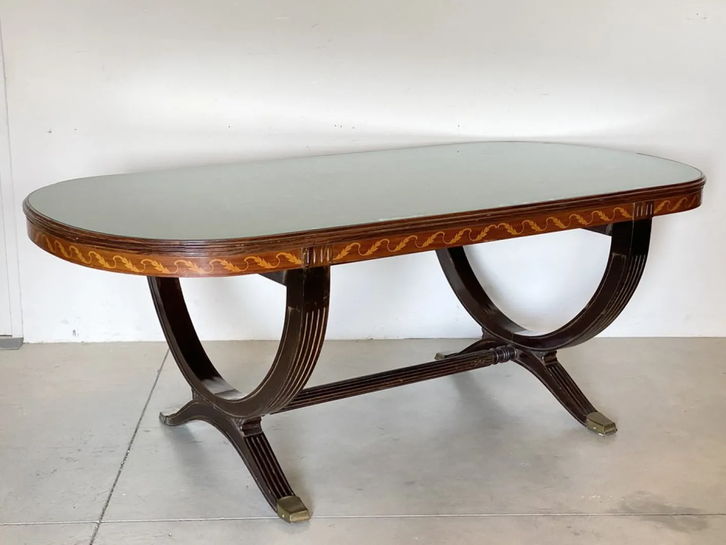 Tisch im Paolo Buffa Stil, 1940er