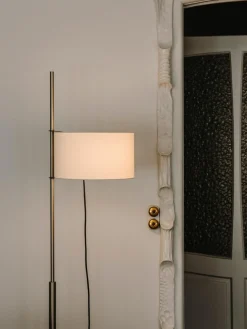 TMD Stehlampe von Miguel Dear