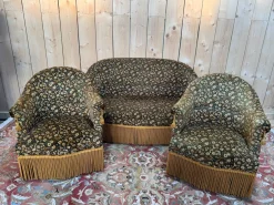 Toadstool Sessel und Sofa mit floralem Stoffbezug & goldenen Zierleisten, 1890er, 3er Set