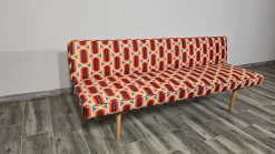 Tschechoslowakisches Sofa von Miroslav Navratil