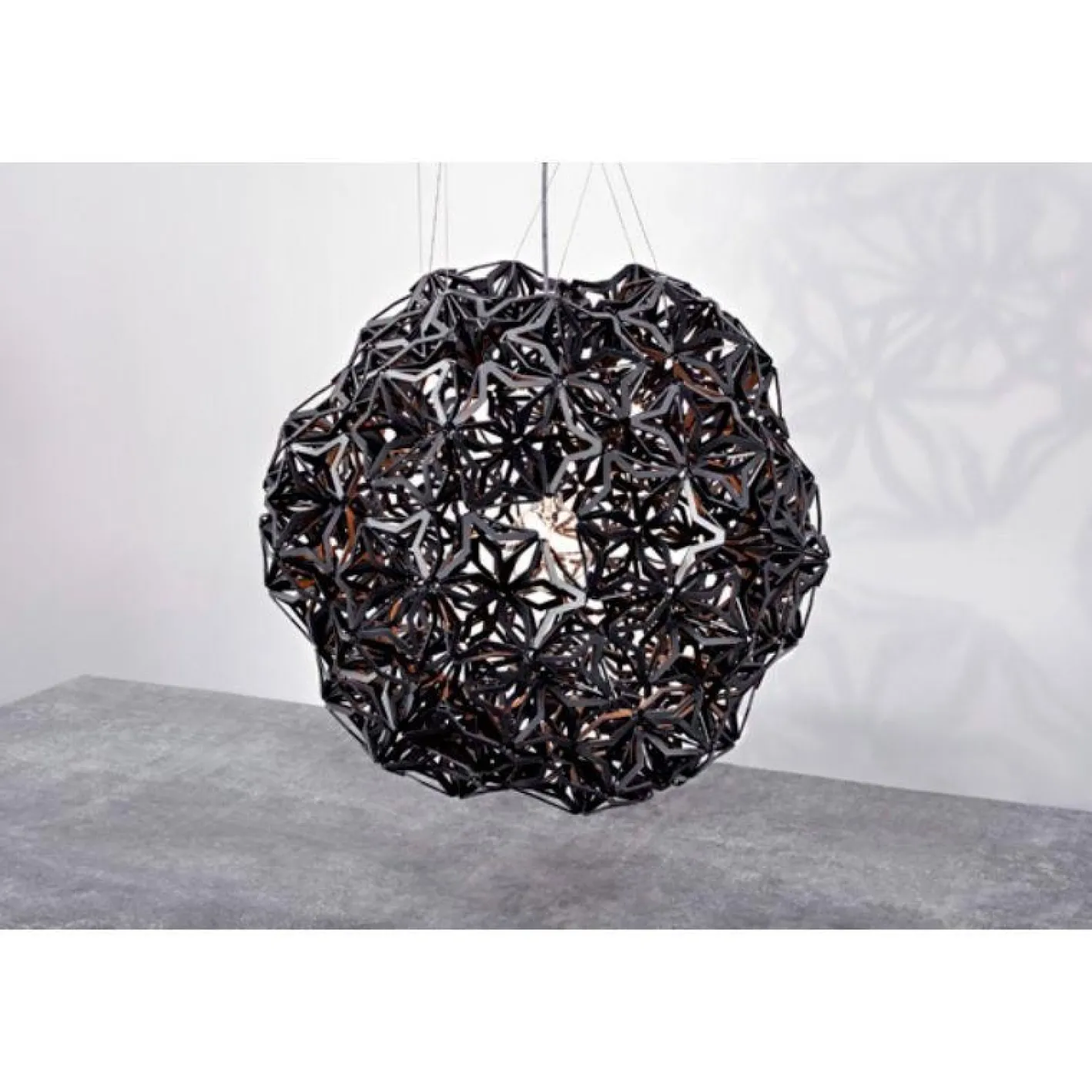 Unity Globe Light V.1 von Paul Heijnen