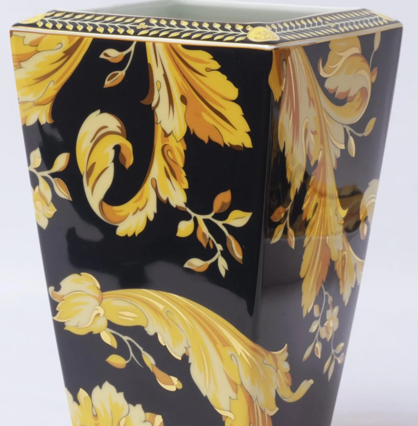Vanity Modell Tablett & Vase von Versace Home Collection, 2er Set