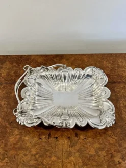 Versilberter Edwardischer Kuchenkorb, 1900er