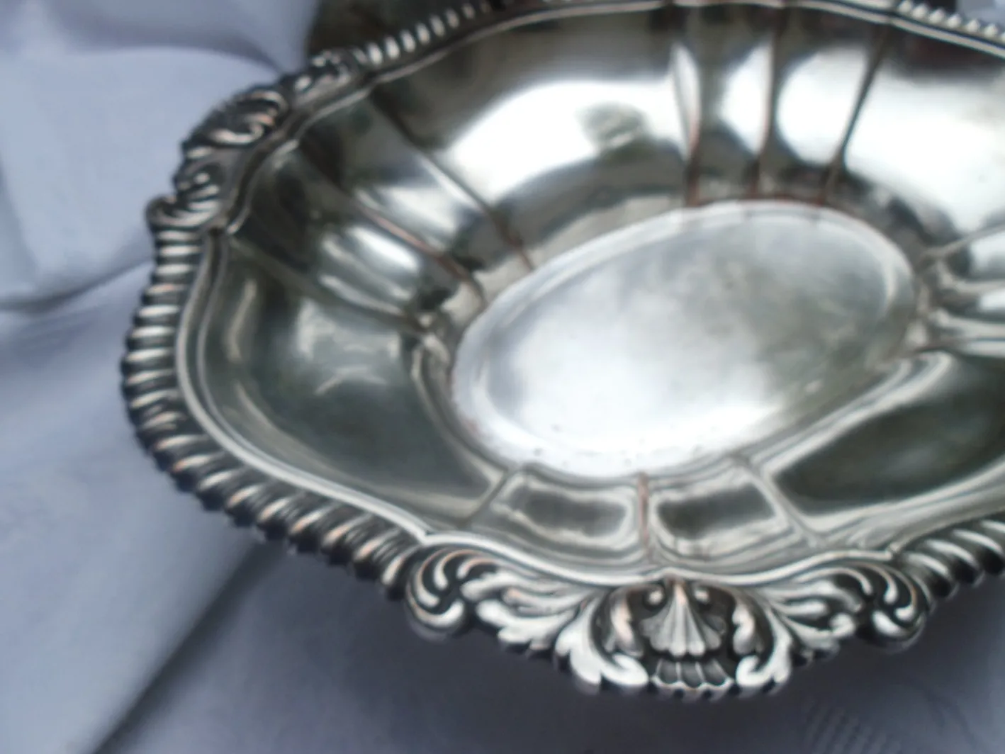 Versilberte Schale mit Henkel von WMF, 1930er