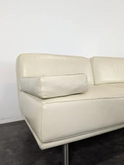 Vier-Sitzer Sofa aus Cremefarbenem Leder