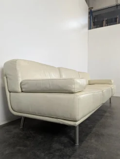 Vier-Sitzer Sofa aus Cremefarbenem Leder