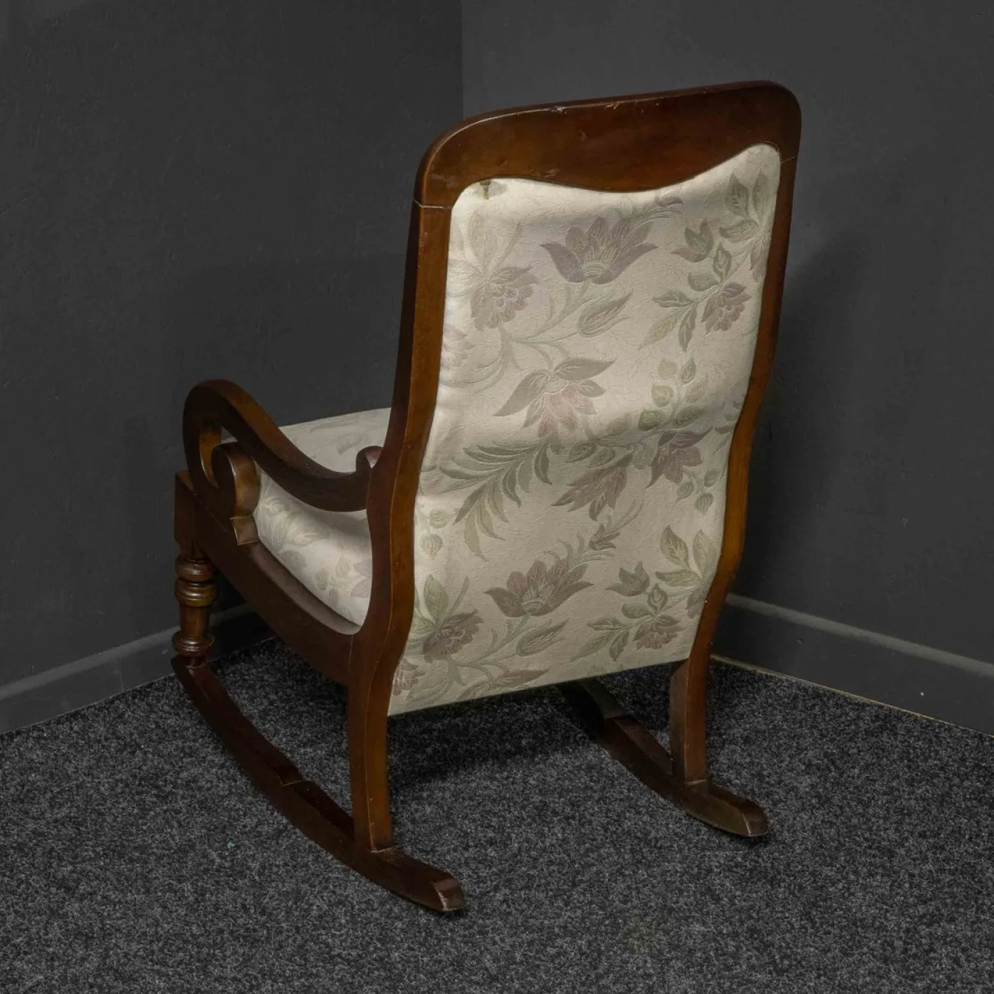 Viktorianischer Schaukelstuhl