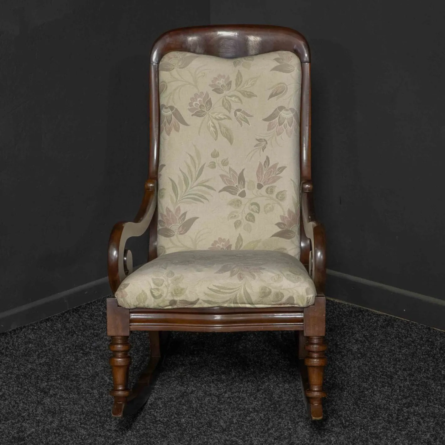 Viktorianischer Schaukelstuhl