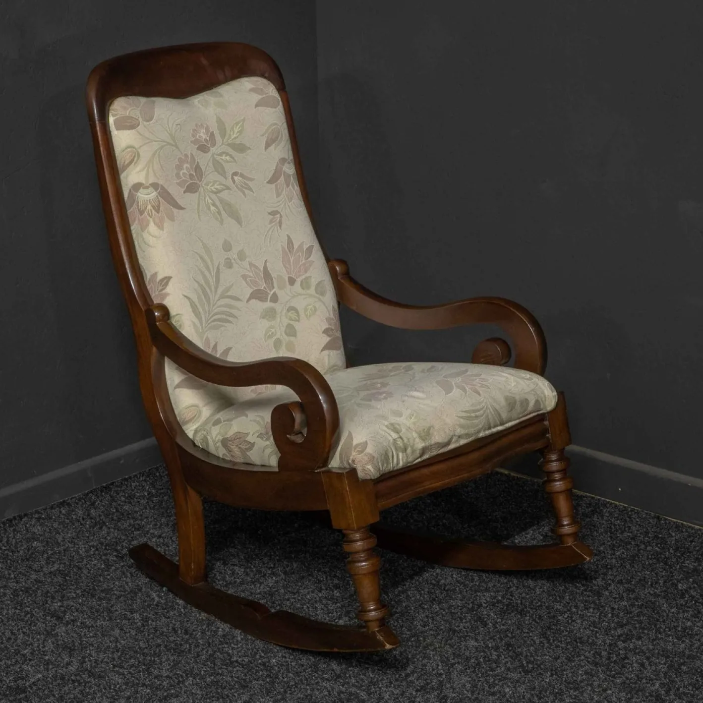 Viktorianischer Schaukelstuhl