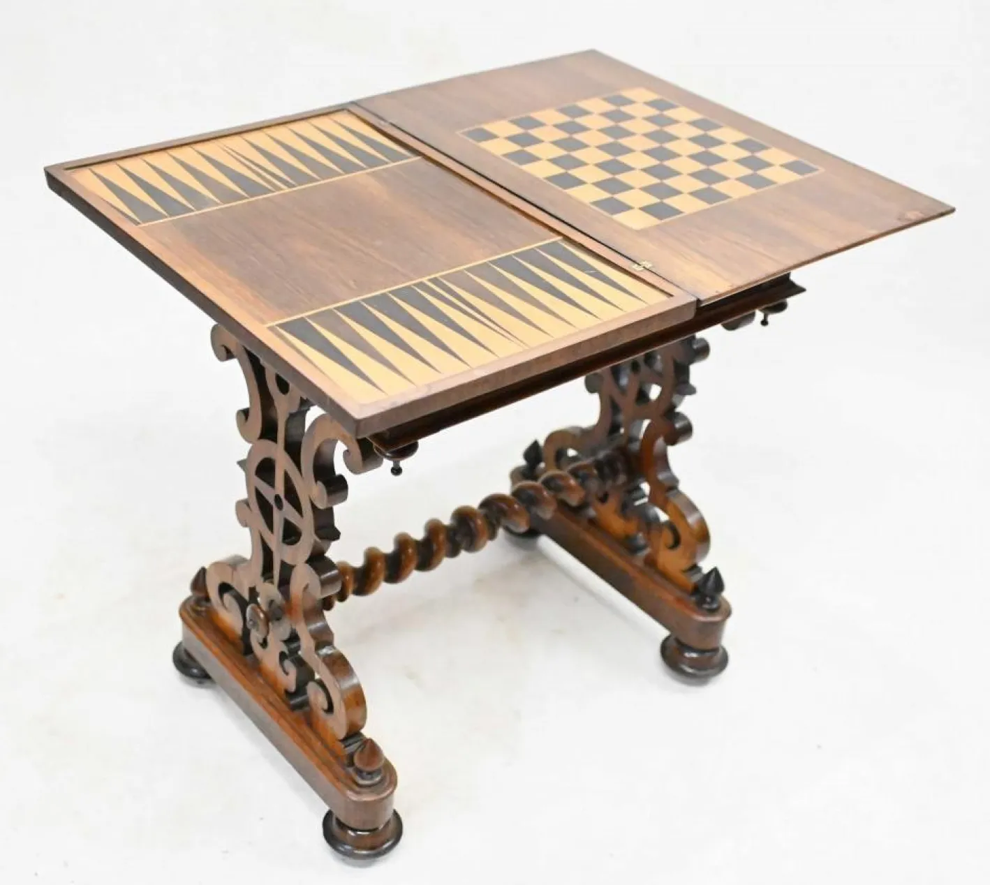 Viktorianischer Spieltisch, 1840er