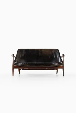 Vintage Elizabeth Sofa von Ib Kofod-Larsen für Christensen & Larsen  The Exceptional