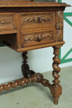 Vintage Schreibtisch aus Eiche im Louis XIII Stil