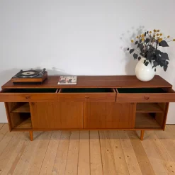 Vintage Sideboard aus Teak, 1960er