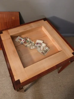 Vintage Spieltisch