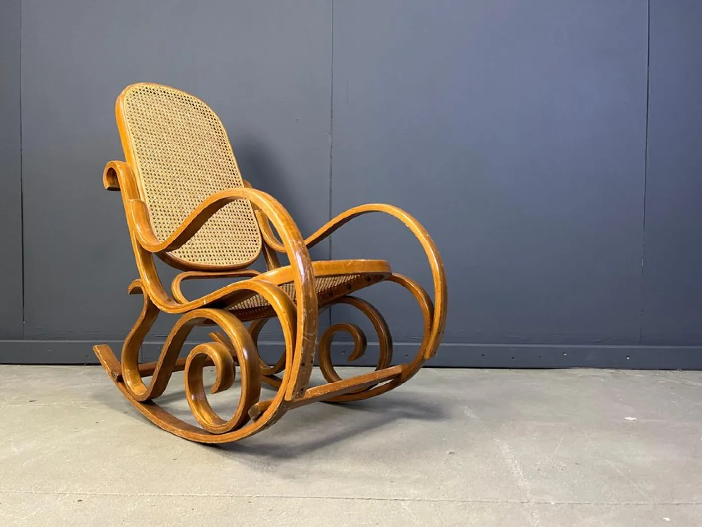 Vintage Thonet Schaukelstühle, 1960er