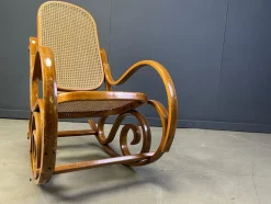 Vintage Thonet Schaukelstühle, 1960er
