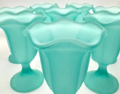 Vintage Tulpen Dessertbecher aus Milchglas, 1960er, 8 . Set